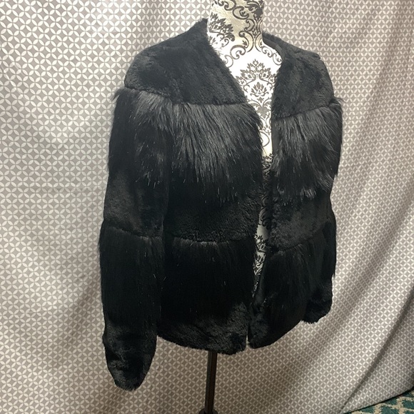 Vero Moda Womens Black Furry Fur Party Date Night Selena Gomez Style Jacket Coat - Picture 3 of 9